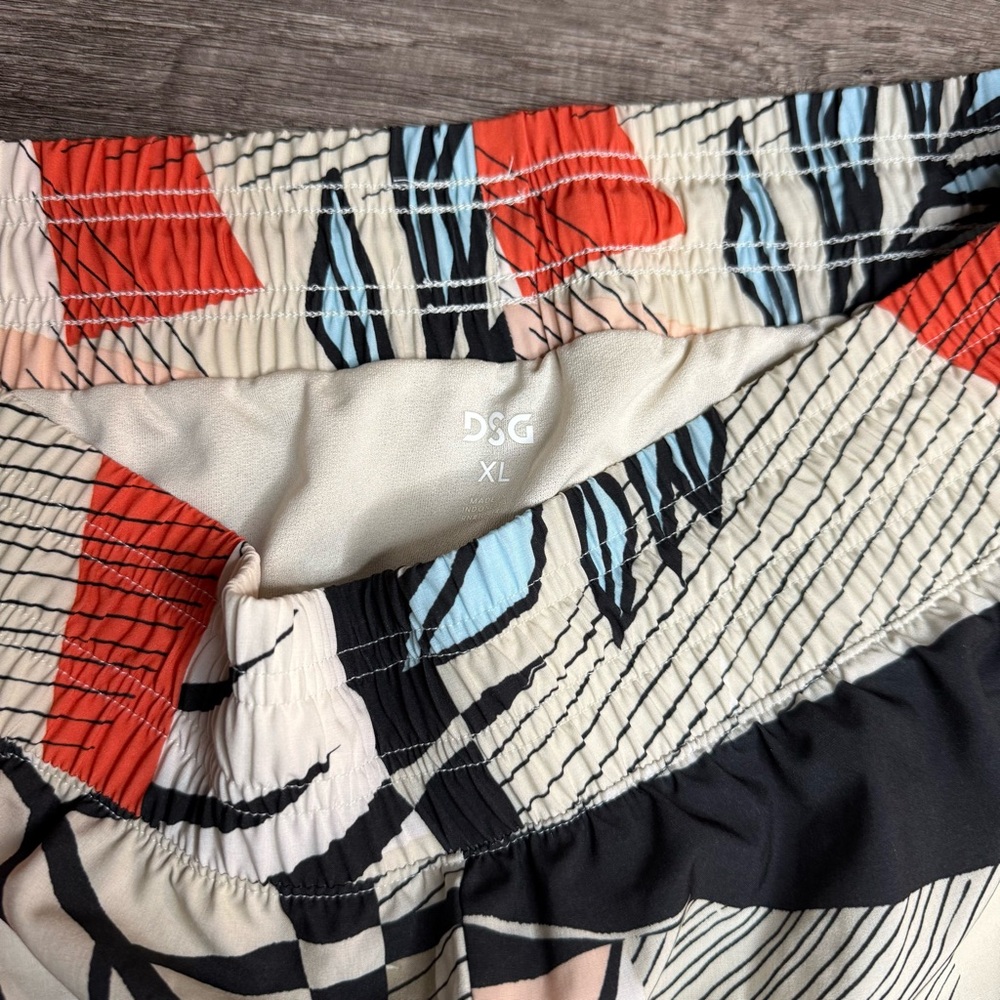 DSG Patterned Women's Shorts - Picture 2 of 3